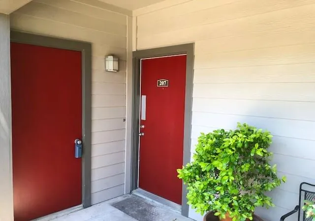 Photo 1 of Condo for sale at 2025 Augusta Dr #207, Houston, TX 77057 | MLS# 43856882 | Listing updated on 2026-09-26