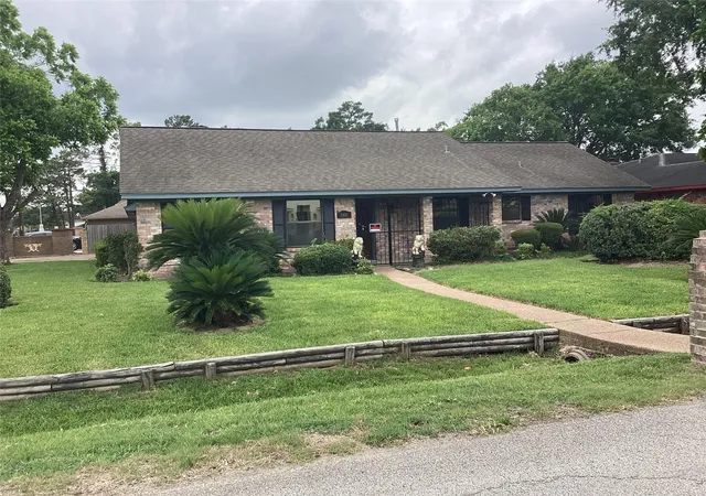 33rd image of 5403 Boots Rd, Houston, TX 77091 | MLS# 44581552