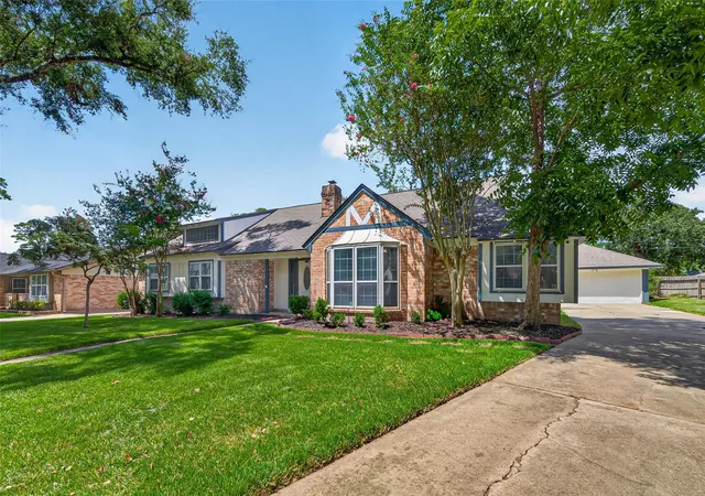 5th image of 25506 Many Oak Dr, Spring, TX 77380 | MLS# 49836122