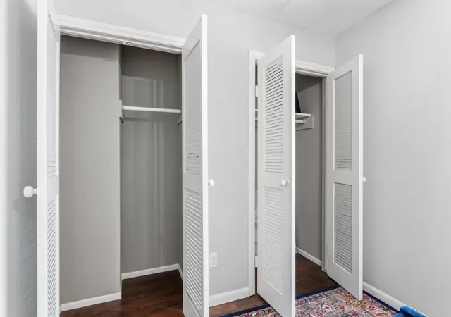 image of 2119Th Pl Rebecca Ln, Houston, TX 77090