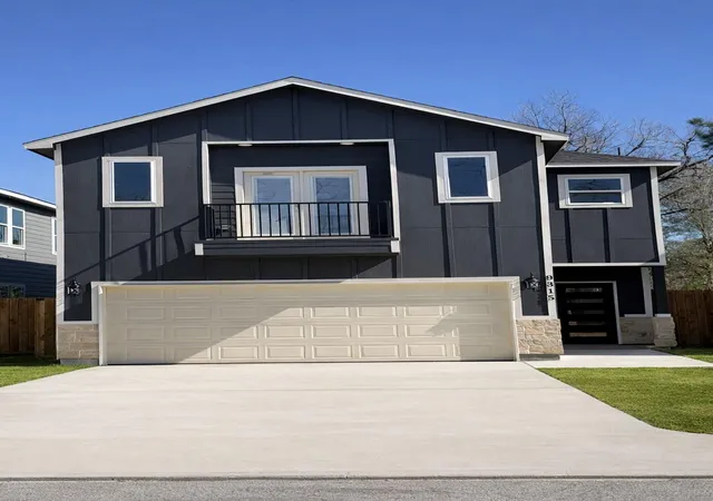 2nd image of 9315 Noel St, Houston, TX 77033 | MLS# 7303552