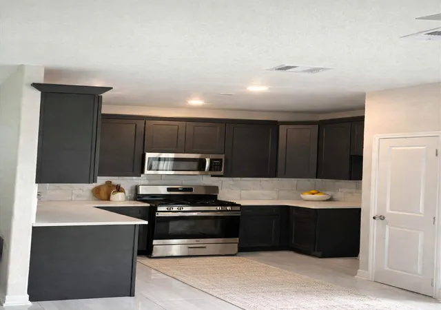 4th image of 9315 Noel St, Houston, TX 77033 | MLS# 7303552