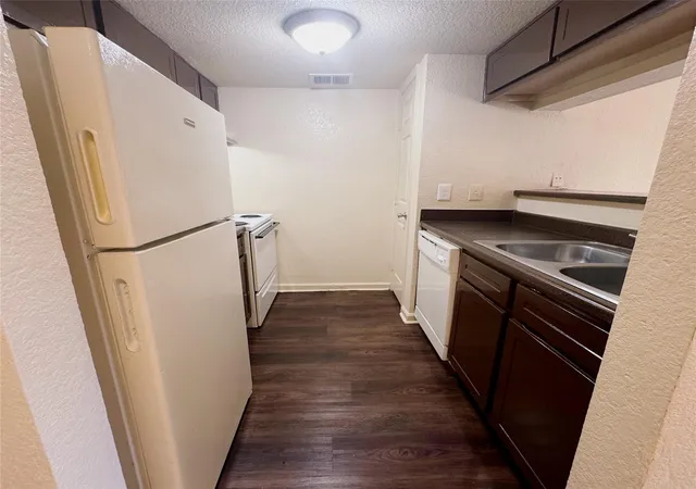 Homes for sale in Houston, TX | 8100 Creekbend Dr #157, Houston, TX 77071 | MLS# 64793295