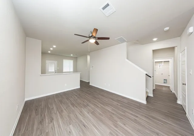 3rd image of 9258 Grace Ridge Dr, Willis, TX 77318 | MLS# 41379943