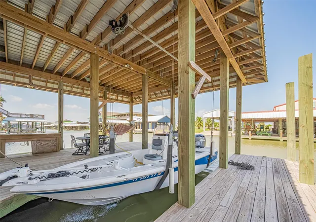 Photo 3 of Single family home for sale at 1126 Island Blvd, Port Bolivar, TX 77650 | MLS# 71835765 | Listing updated on 2026-06-16