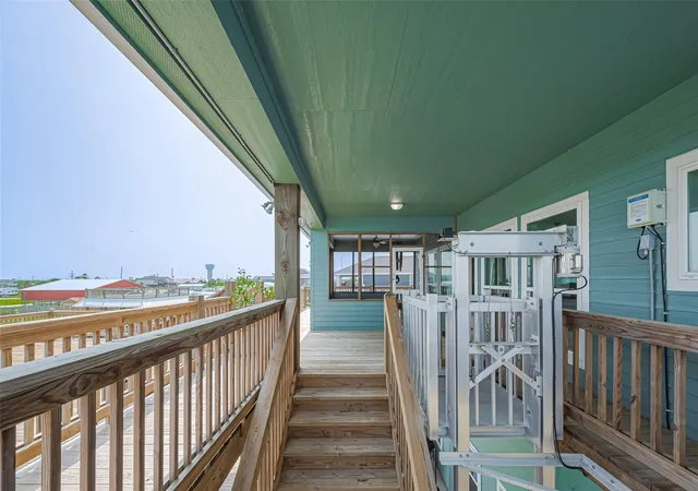 Photo 4 of Single family home for sale at 1126 Island Blvd, Port Bolivar, TX 77650 | MLS# 71835765 | Listing updated on 2026-06-16