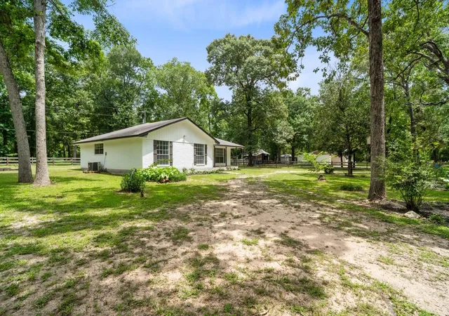 Photo 3 of Sale Pending at 13400 Nicholson Rd, Conroe, TX 77303 | MLS# 68212500 | Listing updated on 2026-08-11
