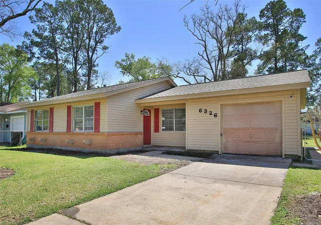 Photo 3 of Sale Pending at 6326 Guadalupe St, Houston, TX 77016 | MLS# 87329179 | Listing updated on 2026-08-26