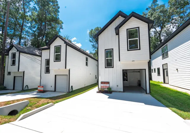 Photo 3 of Single family home for sale at 11382 Underwood St, Willis, TX 77318 | MLS# 91824221 | Listing updated on 2026-08-06