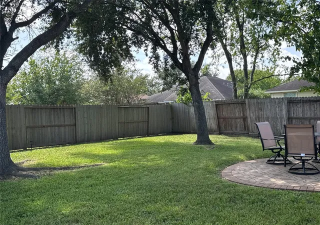 17th image of 5427 Chasewood Dr, Bacliff, TX 77518 | MLS# 81877503