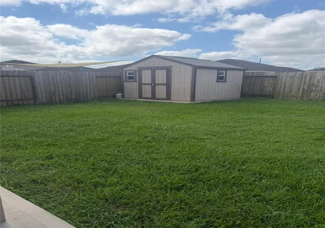 4th image of 2302 Sandy Sea Rd, Richmond, TX 77469 | MLS# 96166946