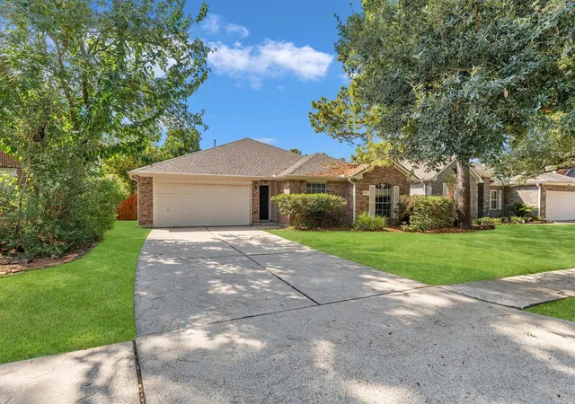 Photo 3 of Single family home for sale at 11623 Gila Bend Ln, Tomball, TX 77377 | MLS# 65552799 | Listing updated on 2026-09-18