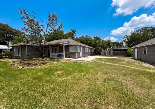 18th image of 7934 Round Rock Dr, Houston, TX 77049 | MLS# 63685008