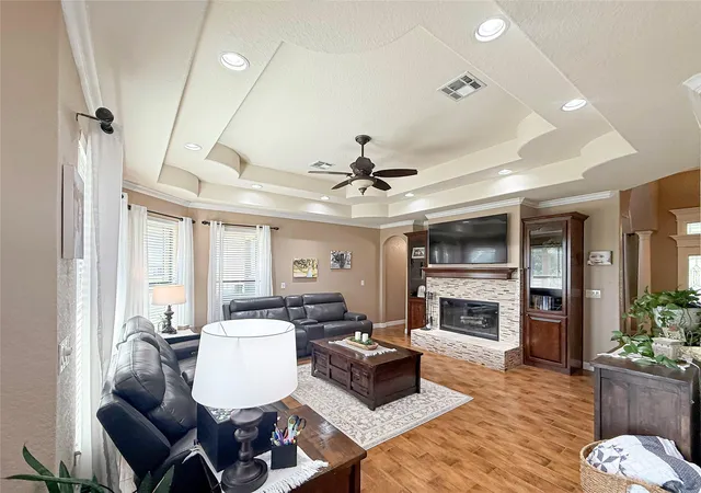 2nd image of 807 Mill Rd, Angleton, TX 77515 | MLS# 43336889