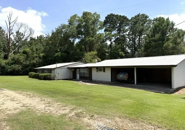 3rd image of 260 Pr 8574, Broaddus, TX 75929 | MLS# 20843150