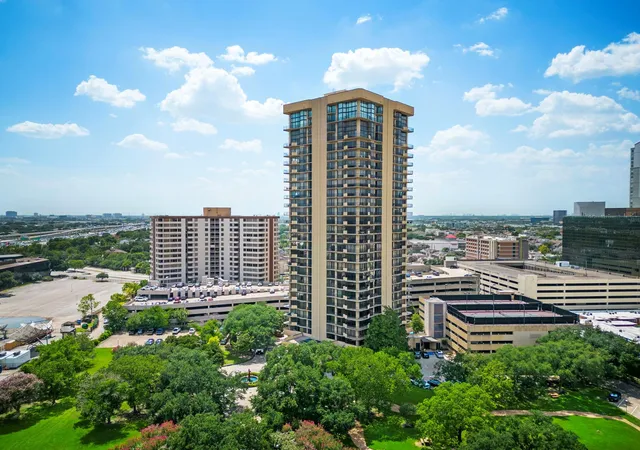 2nd image of The Bristol Condominiums, Houston, TX 77056