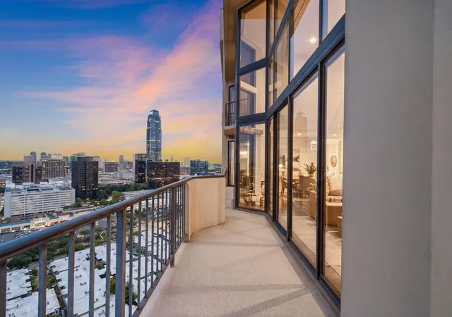 5th image of 3350 Mccue Rd #2402, Houston, TX 77056 | MLS# 96310397