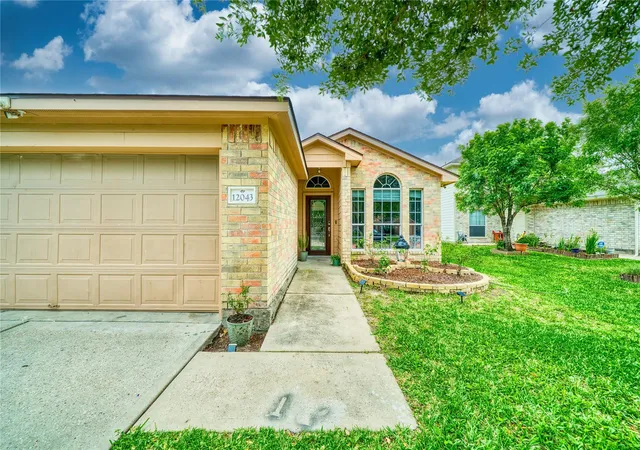 Photo 3 of Single family home for sale at 12043 Green Butte Ct, Houston, TX 77044 | MLS# 29930813 | Listing updated on 2026-07-06