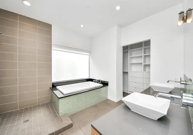 5th image of 1823 Southmore Blvd, Houston, TX 77004 | MLS# 57493567
