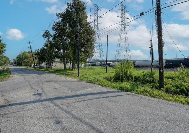 Photo 4 of Land for sale at 0 Port St, Houston, TX 77020 | MLS# 17548962 | Listing updated on 2026-09-10
