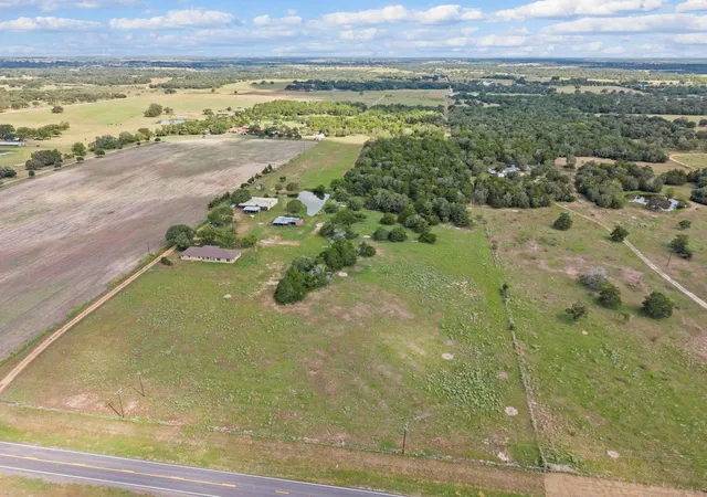 22nd image of 5012 Fm 2314, Hallettsville, TX 77964 | MLS# 35221962