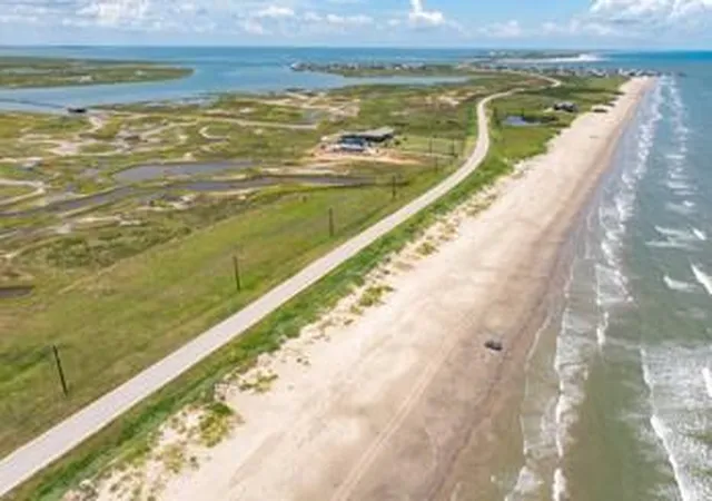 5th image of 11735 Bluewater Hwy, Freeport, TX 77541 | MLS# 63178517