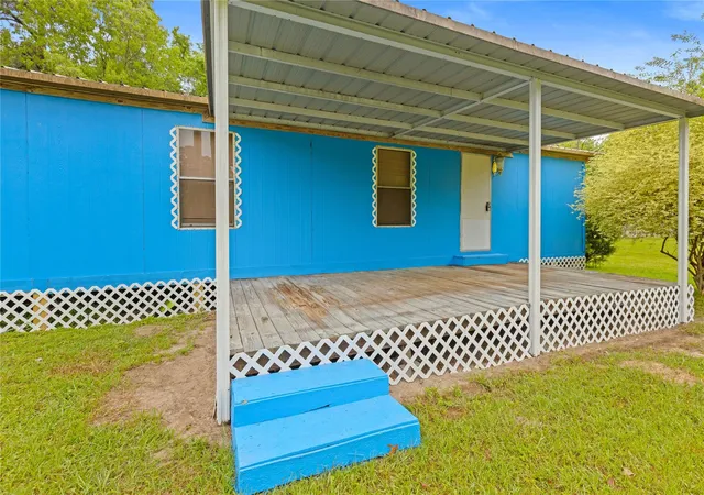 Photo 3 of Single family home for sale at 370 Lakeside Cir, Trinity, TX 75862 | MLS# 70448476 | Listing updated on 2026-08-24