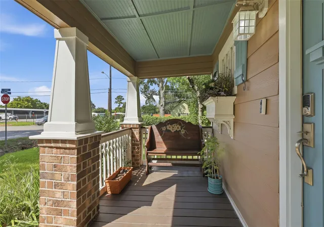 4th image of 208 Mcphail St, Tomball, TX 77375 | MLS# 6063340