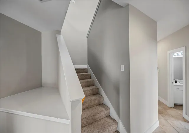 5th image of 9705 Linkmeadow Ln, Houston, TX 77025 | MLS# 77400325