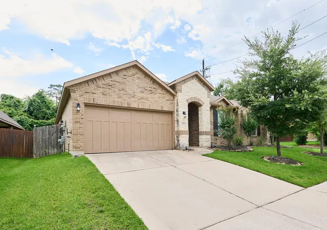 Photo 2 of Single family home for sale at 4902 Preserve Park Dr, Spring, TX 77389 | MLS# 91681786 | Listing updated on 2026-08-10