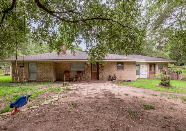 4th image of 347 Shelby, Livingston, TX 77351 | MLS# 58074458