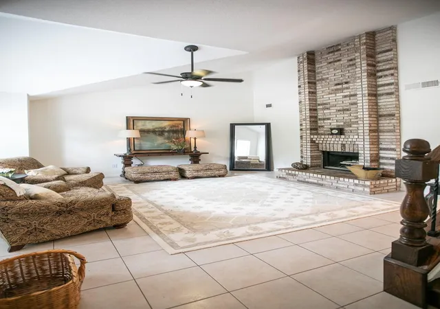 Photo 4 of Single family home for sale at 36 Fallenstone Dr, Spring, TX 77381 | MLS# 91017694 | Listing updated on 2026-09-15