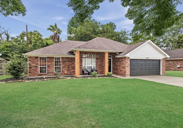 Homes for sale in Beaumont, TX | 7250 Hidden Valley Dr, Beaumont, TX 77708 | MLS# 87769658