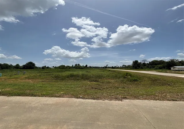 Photo 7 of Land for sale at 121 Road 5888, Cleveland, TX 77327 | MLS# 11530100 | Listing updated on 2026-08-01