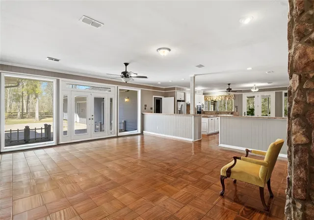 5th image of 433 Mackhank Rd, Boling, TX 77420 | MLS# 48854948
