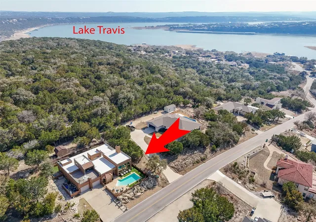 4th image of 3211 Constitution Dr, Lago Vista, TX 78645 | MLS# 53888571