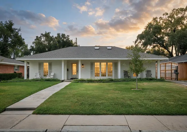 Photo 1 of Single family home for sale at 6249 Overbrook Ln, Houston, TX 77057 | MLS# 57617626 | Listing updated on 2026-09-15