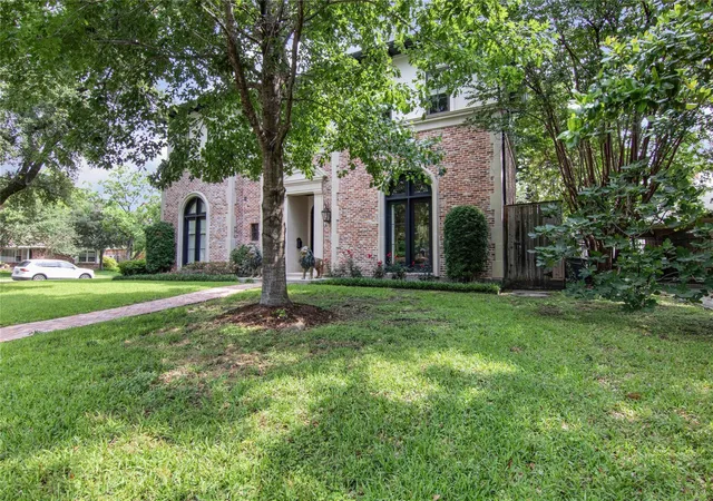 Homes for sale in Houston, TX | 3503 Newcastle Dr, Houston, TX 77027 | MLS# 87511424