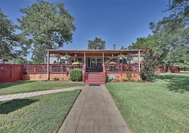 1st image of 407 Gaywood Ln, Somerville, TX 77879 | MLS# 8185959