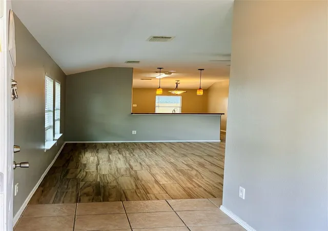 Photo 3 of Single family home for sale at 7422 Secretariat Ridge Dr, Humble, TX 77338 | MLS# 21625281 | Listing updated on 2026-08-01