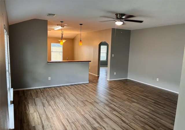 Photo 4 of Single family home for sale at 7422 Secretariat Ridge Dr, Humble, TX 77338 | MLS# 21625281 | Listing updated on 2026-08-01