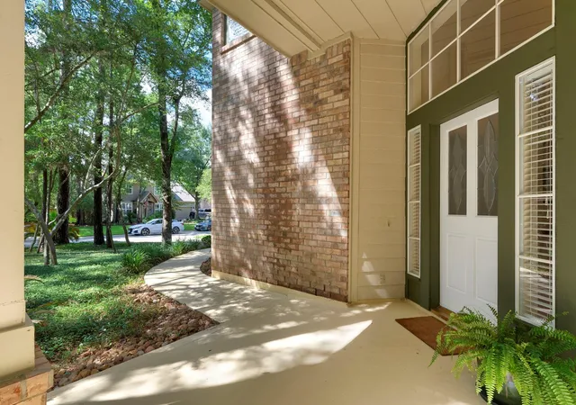 Photo 3 of Single family home for sale at 74 E Greywing Cir, Spring, TX 77382 | MLS# 44082197 | Listing updated on 2026-09-06