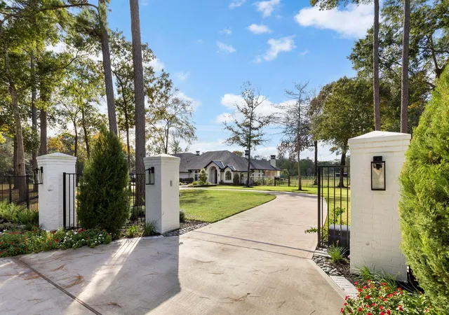 Photo 2 of Mansion for sale at 15240 Saddlewood Dr, Conroe, TX 77384 | MLS# 48298473 | Listing updated on 2026-06-11