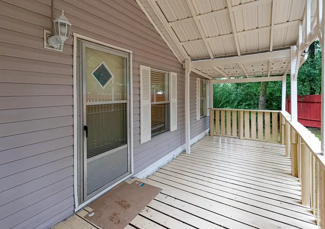 Photo 3 of Single family home for sale at 121 Cir Oak Dr, Point Blank, TX 77364 | MLS# 35826890 | Listing updated on 2026-08-21
