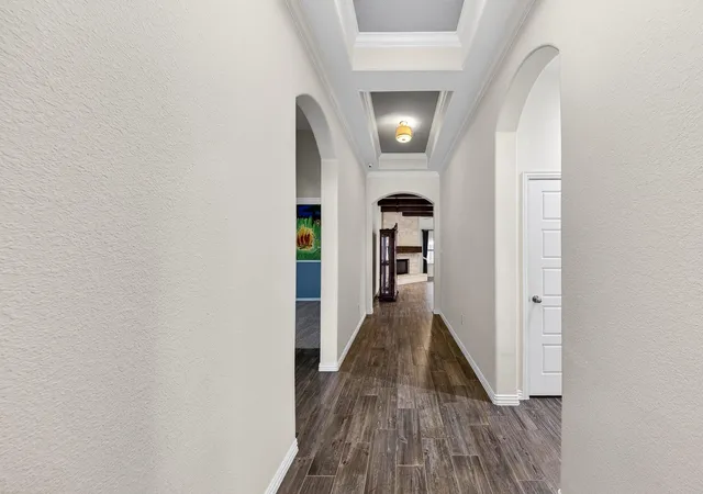 Photo 3 of Sale Pending at 2829 Parkside Village Ct, Pearland, TX 77581 | MLS# 86375706 | Listing updated on 2026-09-21