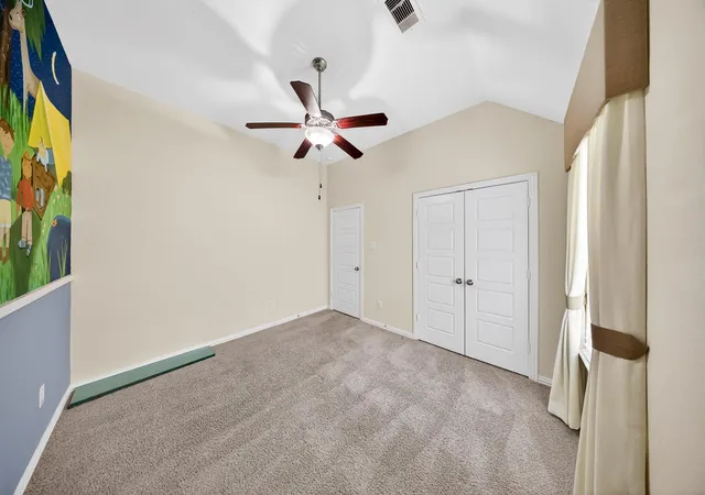 Photo 4 of Sale Pending at 2829 Parkside Village Ct, Pearland, TX 77581 | MLS# 86375706 | Listing updated on 2026-09-21