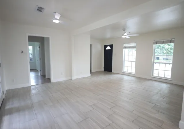 Photo 3 of Single family home for sale at 5738 Newquay St, Houston, TX 77085 | MLS# 12943456 | Listing updated on 2026-09-14