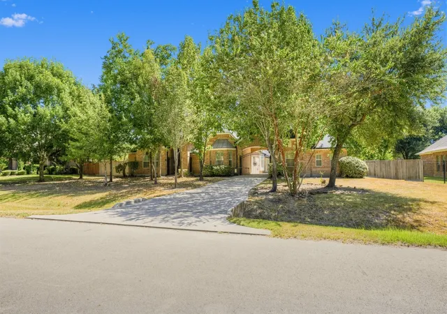 2nd image of 13213 Misty Sage Dr, Conroe, TX 77302 | MLS# 83594295