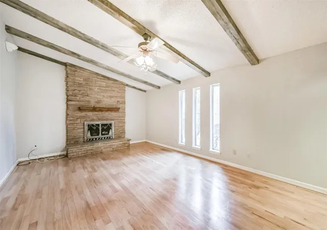 2nd image of 410 Riverside Dr, Alvin, TX 77511 | MLS# 17911763