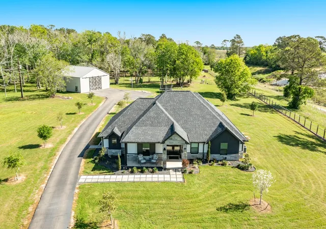 1st image of 7550 Oak Cross E Street, Alvin, TX 77511 | MLS# 6900549